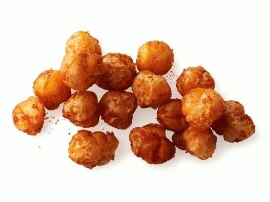 24. Spicy deep-fried chickpeas