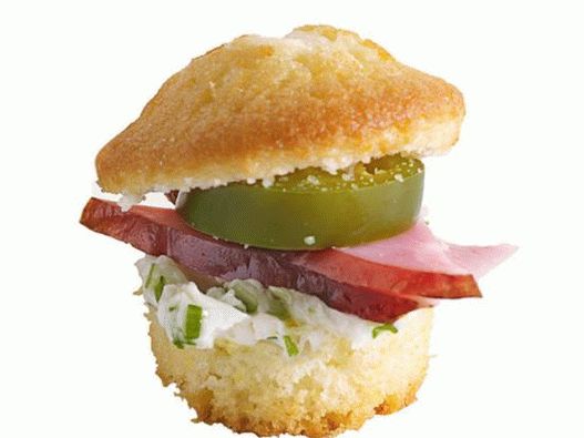 22. Corn bread with ham