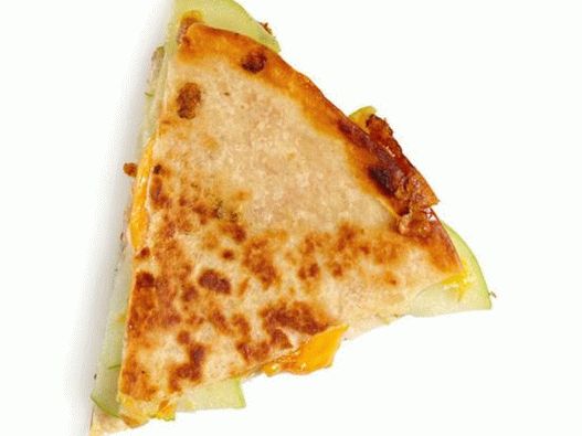 Quesadilla with an apple
