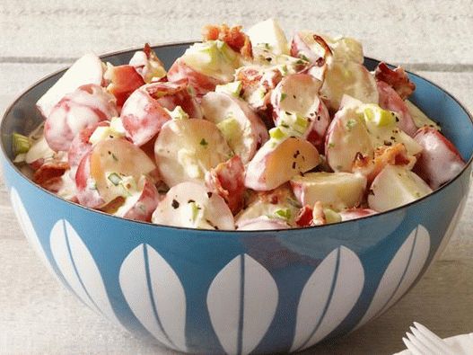 10. Potato salad with bacon and ranch sauce