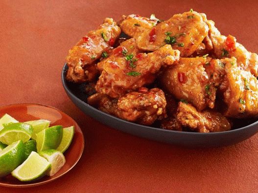 18. Wings with curry and chutney
