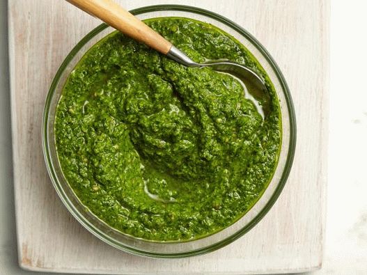1. Classic pesto with basil