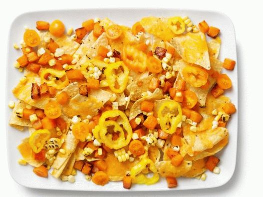 Nachos with baked pumpkin