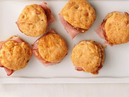 36. Cheese Cookies with Ham