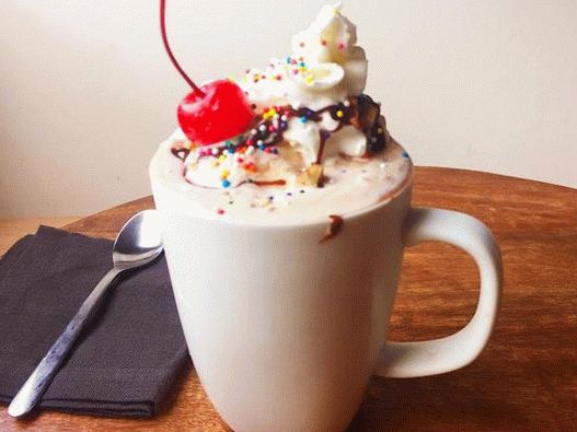 Ice cream with nuts and whipped cream