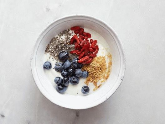 Superfoods: goji, chia, ground flax seeds and blueberries