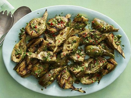 Photo of grilled artichokes with peppermint salsa verde