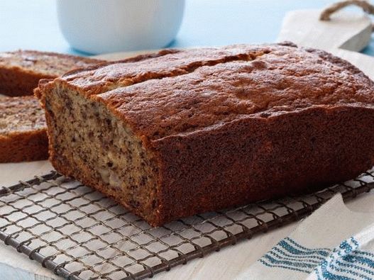 Photo Banana bread with walnuts