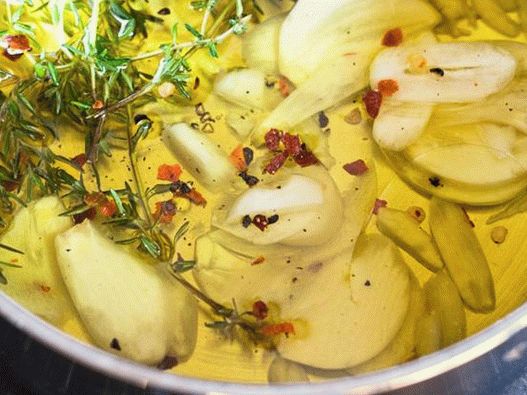 Cook the garlic oil