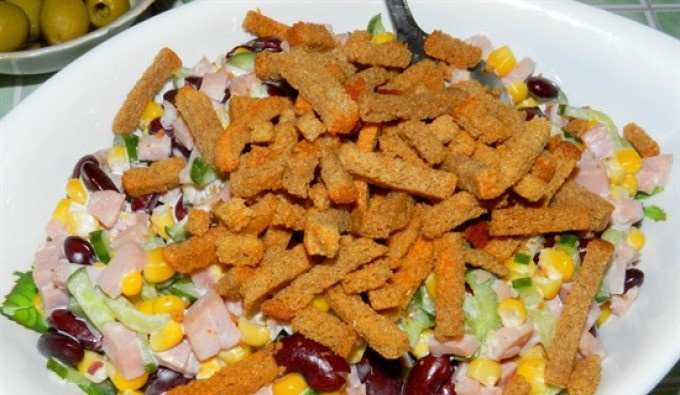 Quick spicy salad
