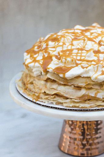 Photo Pancake cake with mascarpone, caramel and apple sauce