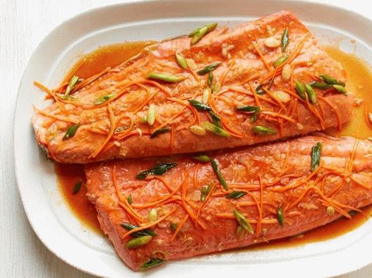 Grilled salmon in Vietnamese