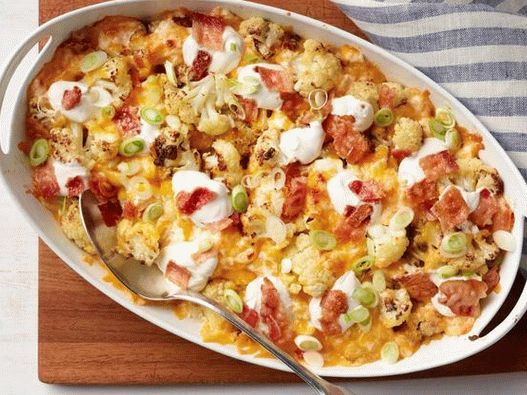 Photo of the dish - Cauliflower casserole with cheese, green onions and bacon
