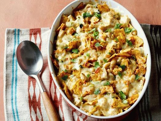 Photo of the dish - Hot casserole with chicken and tortilla chips