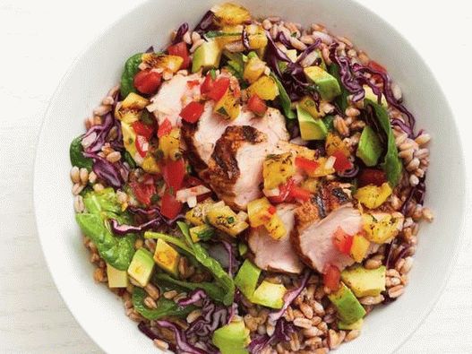 Photo Bowl with spelled, pork and pineapple