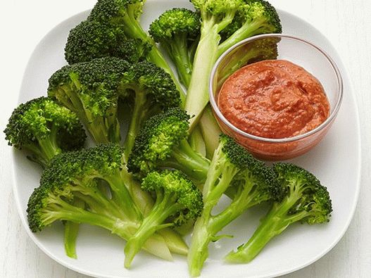 Photo of Broccoli with Romance Peanut Sauce