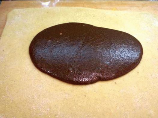 Cinnamon rolls, bacon, bourbon and hazelnuts Cinnamon rolls, bacon, bourbon and hazelnuts