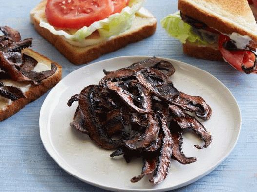 Photo Smoked Mushroom Sandwich