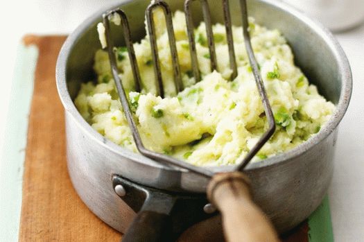 Photo Champ - mashed potatoes in Irish with green peas