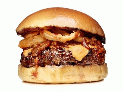 Photo Cheeseburgers with Chili and Onion Rings
