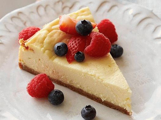 Photo Cheesecake with sour cream and curd cheese