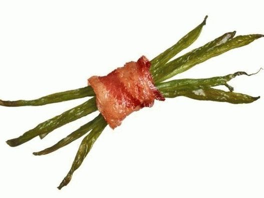 String Beans Wrapped in Bacon