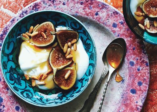 Photo of Citrus Yogurt with Figs