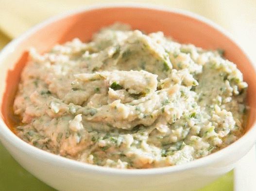 Photo Deep bean and smoked bacon dip