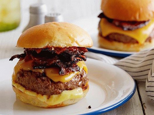 Photo Homemade grilled burger