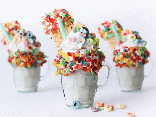 Photo - Milkshake with a breakfast