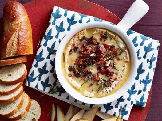 Photo of the dish - Baked brie cheese with cranberries, pecans and bacon