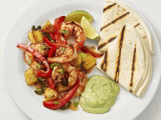Photo of Fajita with grilled shrimp and pineapple