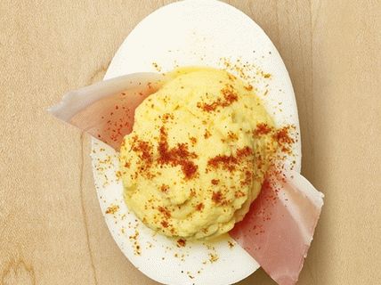 Photo Stuffed Eggs in Spanish