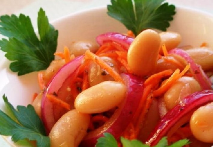 Beans with Carrots and Onions