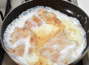 Turkey fillet in milk