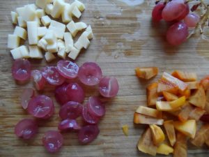 Fruit salad with cheese