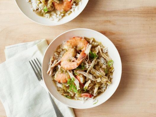 Photo of Gumbo in a slow cooker with smoked chicken and shrimp