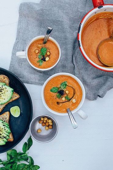 Photo of Gazpacho with balsamic vinegar glaze