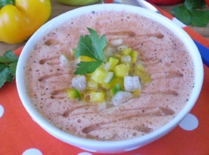 Gazpacho raw food