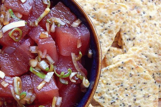 Photo Hawaiian appetizer fish salad