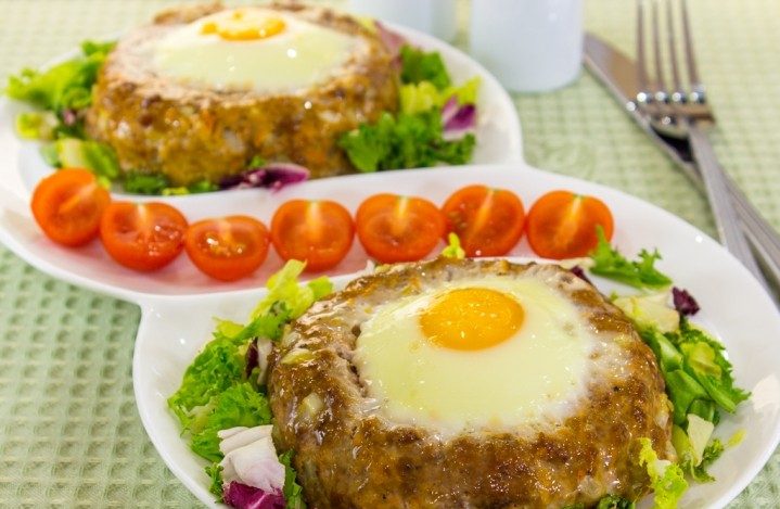 "Nests" of minced meat