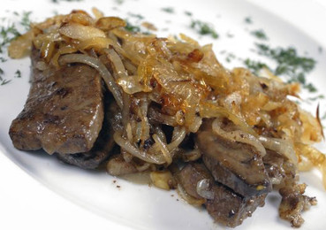 Beef liver with onions
