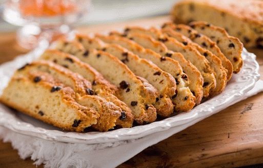 Photo Irish soda bread with currants