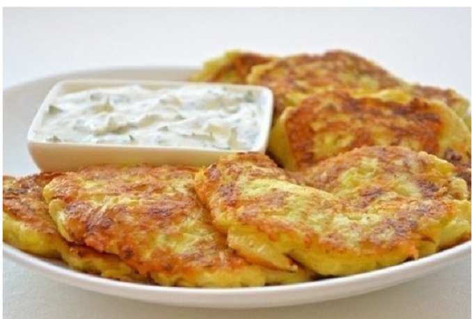 Zucchini pancakes with cheese