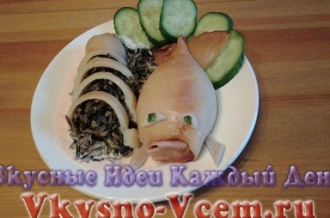 Stuffed squid with cheese, rice and mushrooms