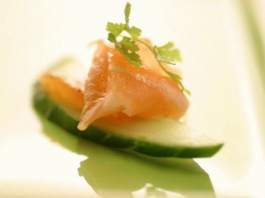 Photo of Canapes with salted salmon with lemongrass