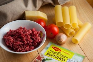 Cannelloni Bolognese
