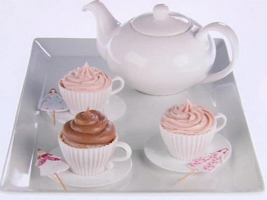 Photo Cupcakes with strawberry filling