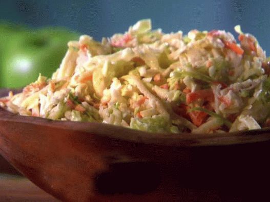 Photo Cabbage salad with apple and raisins