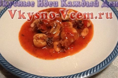Cuttlefish in wine-tomato sauce